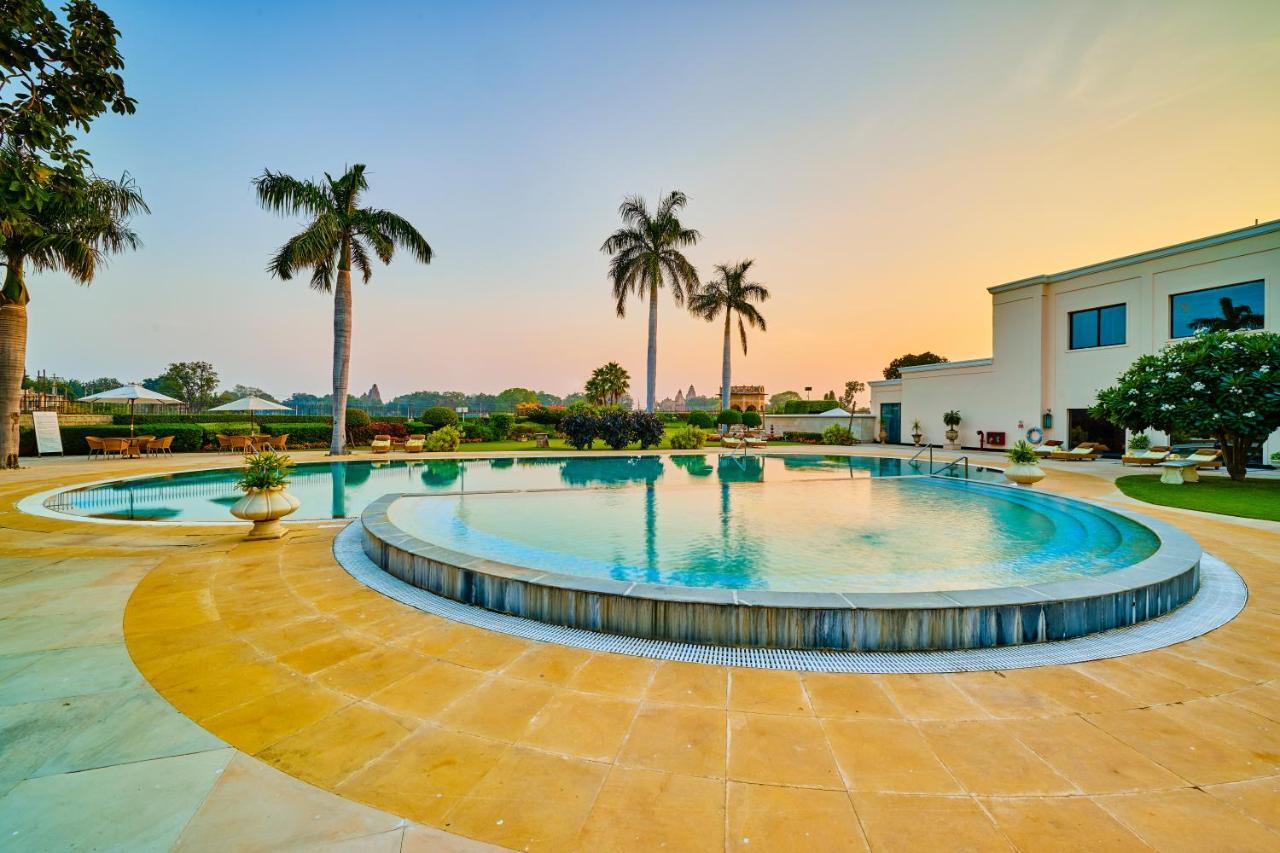 The Lalit Temple View Hotel Khajurāho Exterior photo